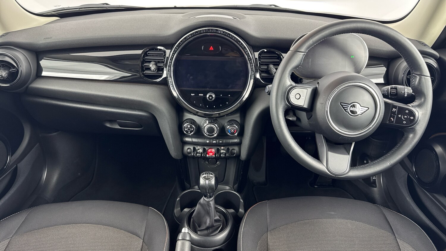 Used MINI Hatch 2022 for sale - 77946955: Photo 4