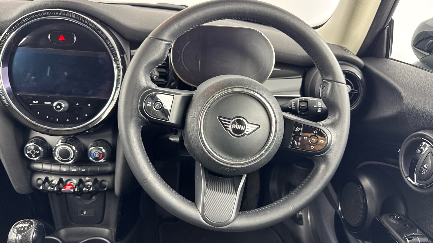 Used MINI Hatch 2022 for sale - 77946955: Photo 5