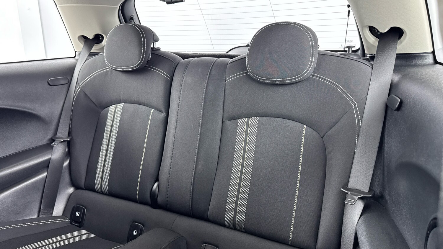 Used MINI Hatch 2023 for sale - 76075739: Photo 12