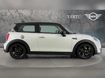 Used MINI Hatch 2023 for sale - 76075739: Photo 3