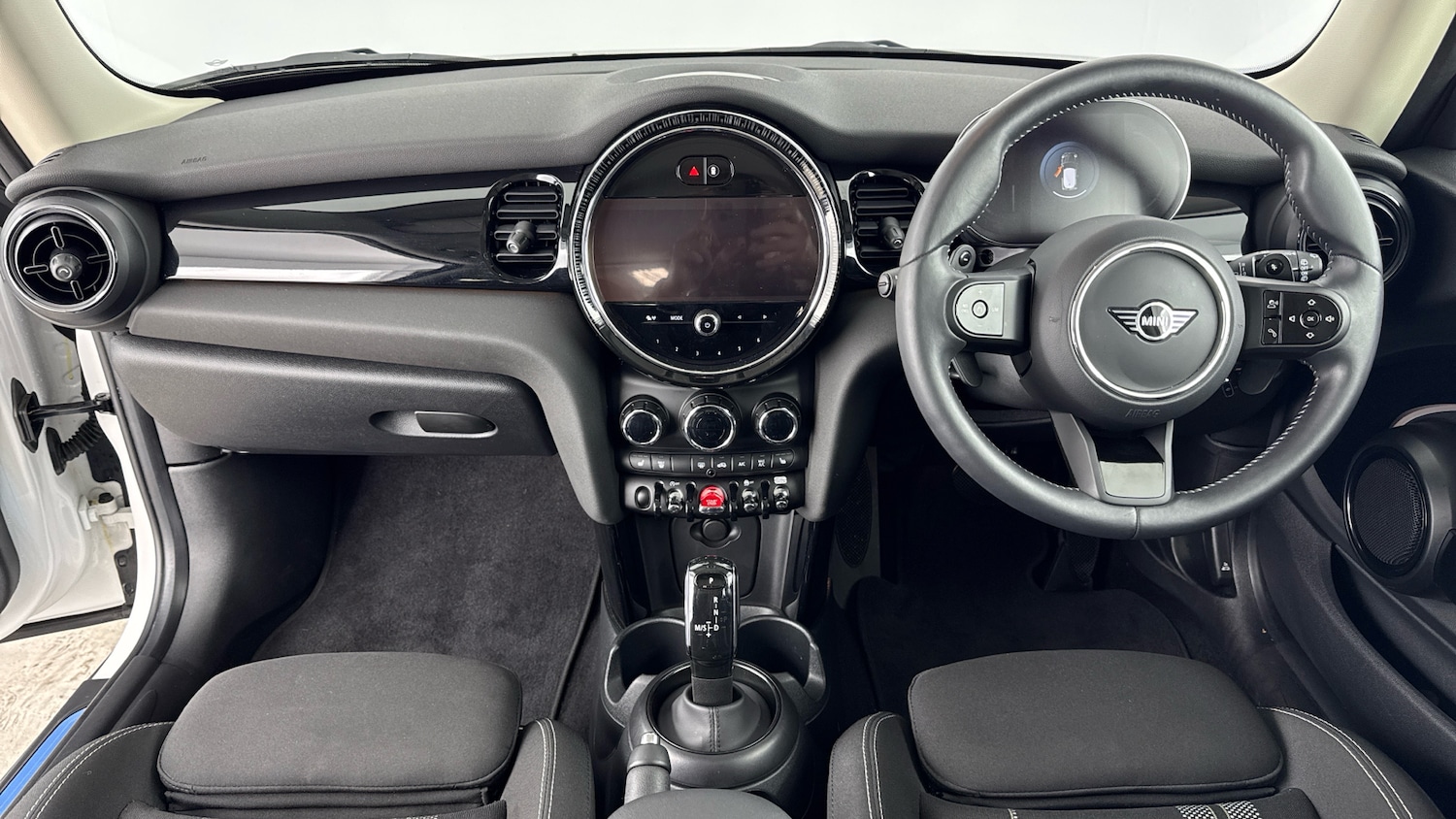 Used MINI Hatch 2023 for sale - 76075739: Photo 4