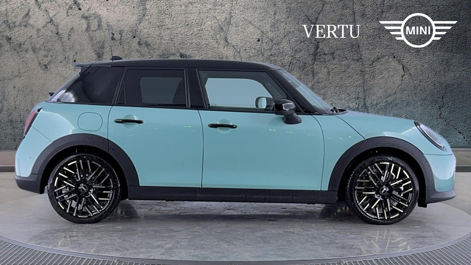 Used MINI Cooper 2024 for sale - 76311285: Photo 3