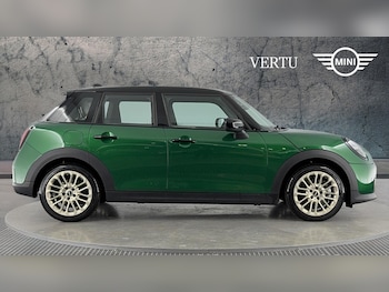 Used MINI Cooper 2024 for sale - 78370776: Photo