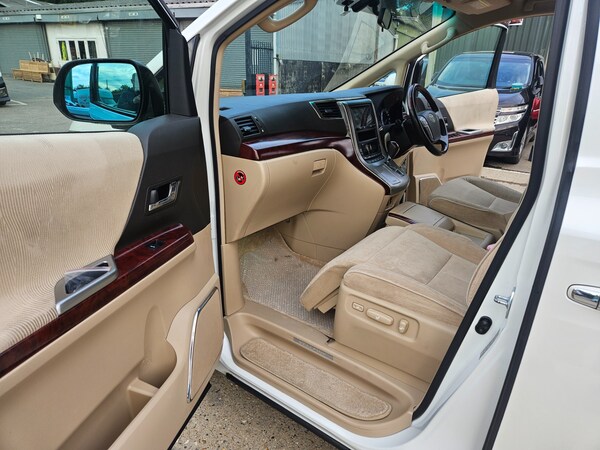 Used Toyota Vellfire 2009 for sale - 72274705: Photo 15