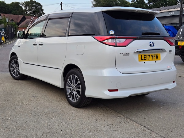 Used Toyota Estima 2017 for sale - 75673717: Photo 5