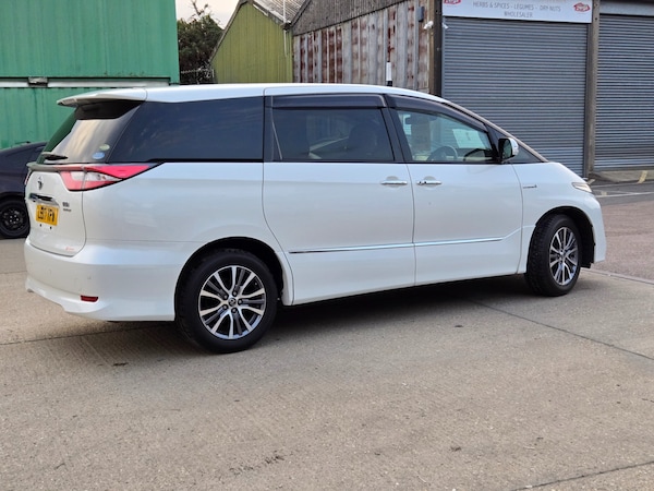 Used Toyota Estima 2017 for sale - 75673717: Photo 7
