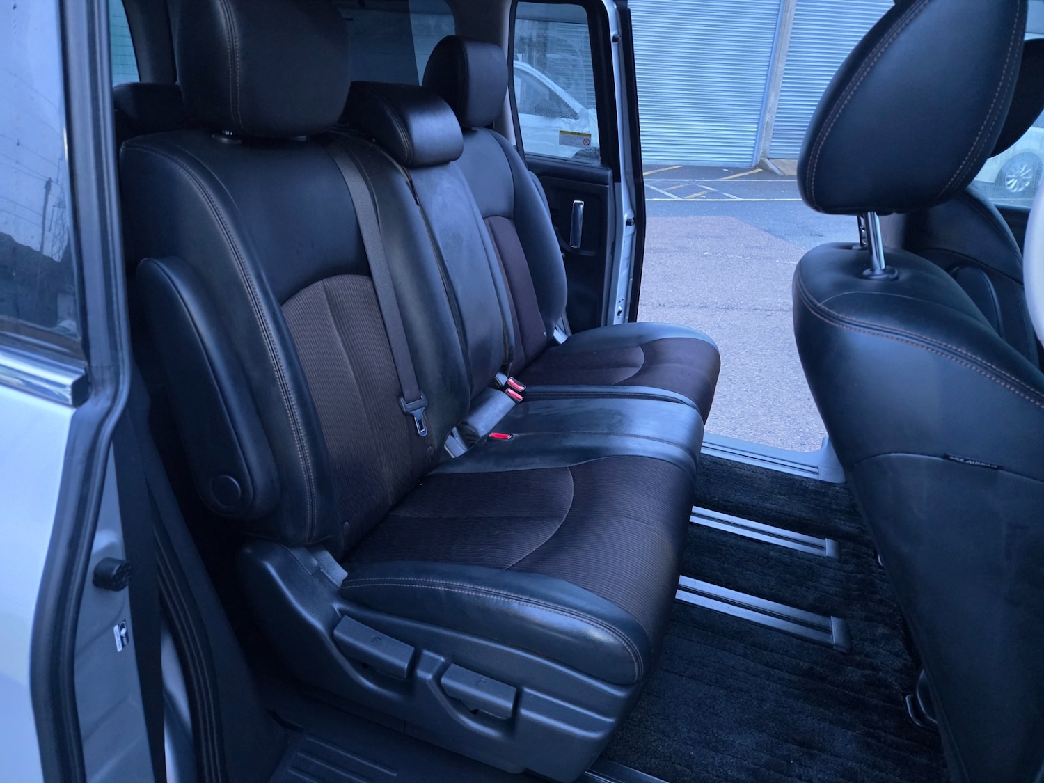 Used Nissan Elgrand 2026 for sale - 77562633: Photo 11