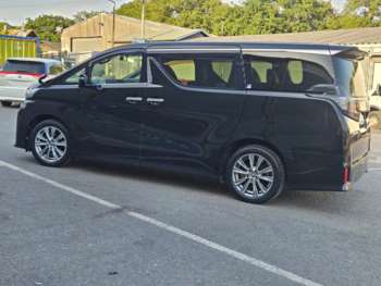 Used Toyota Vellfire 2017 for sale - 75117839: Photo