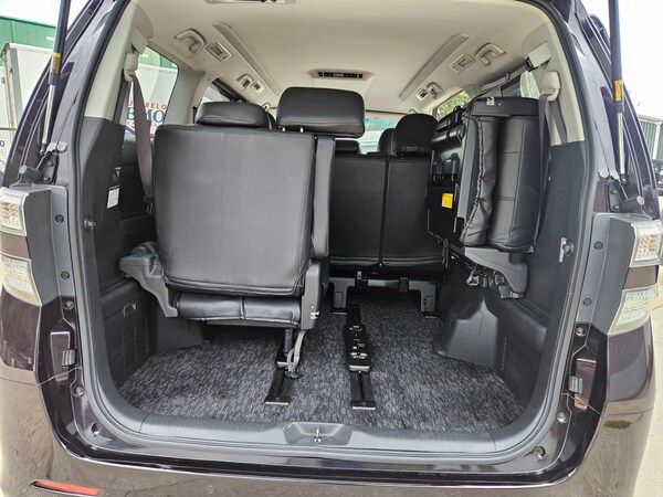 Used Toyota Vellfire 2010 for sale - 72274661: Photo 11