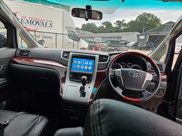 Used Toyota Vellfire 2010 for sale - 72274661: Photo 8