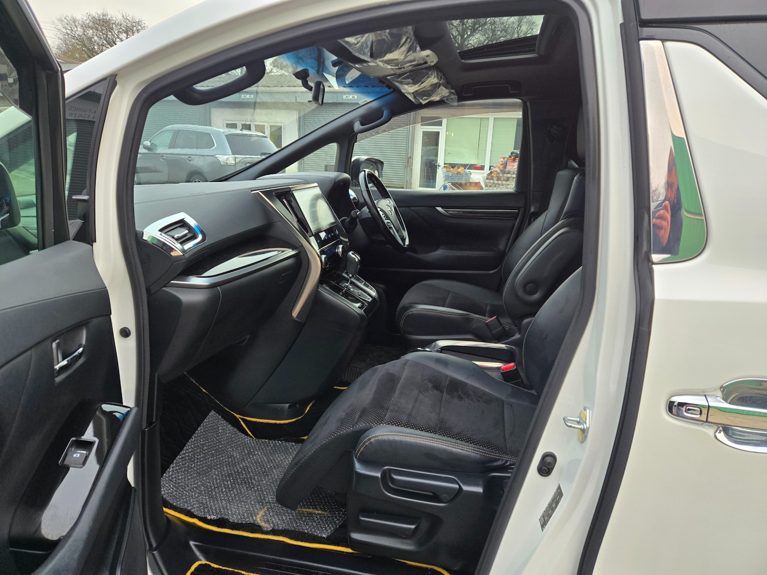 Used Toyota Vellfire 2017 for sale - 77568738: Photo 7