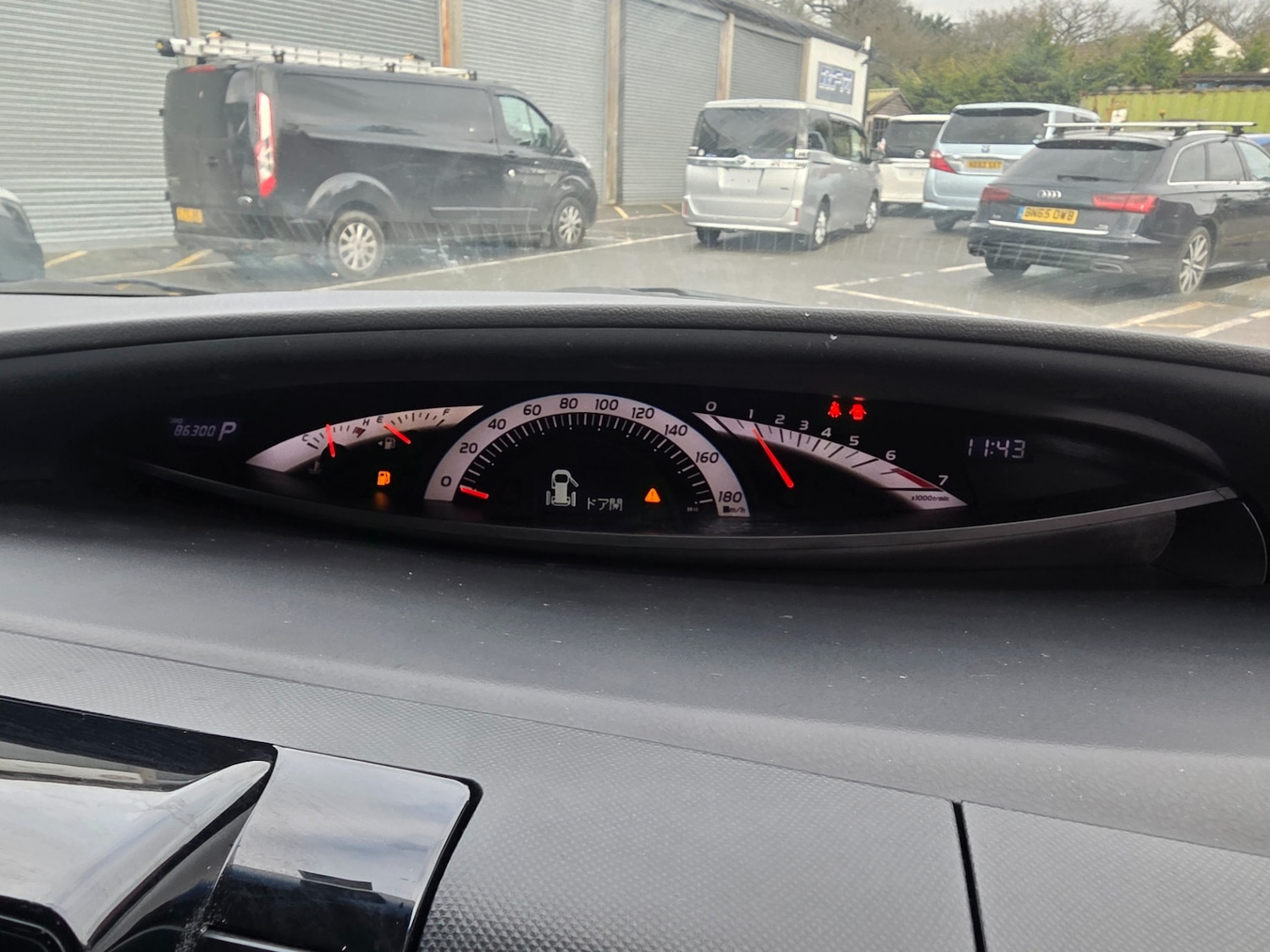 Used Toyota Estima 2025 for sale - 77562893: Photo 13