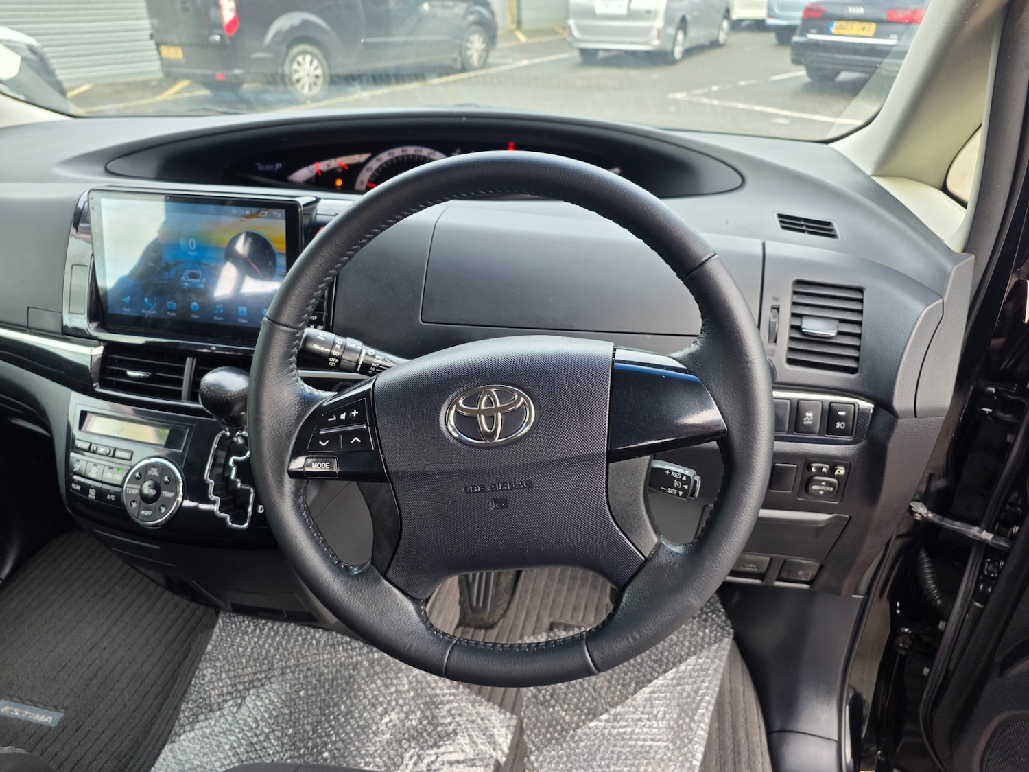 Used Toyota Estima 2025 for sale - 77562893: Photo 14