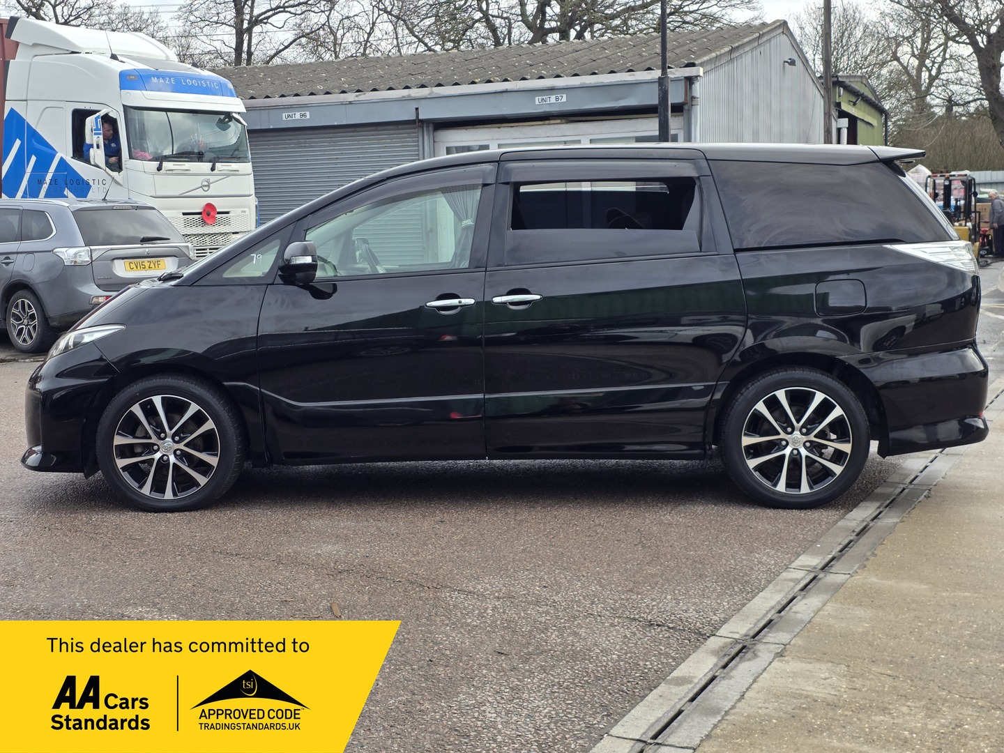Used Toyota Estima 2025 for sale - 77562893: Photo 3