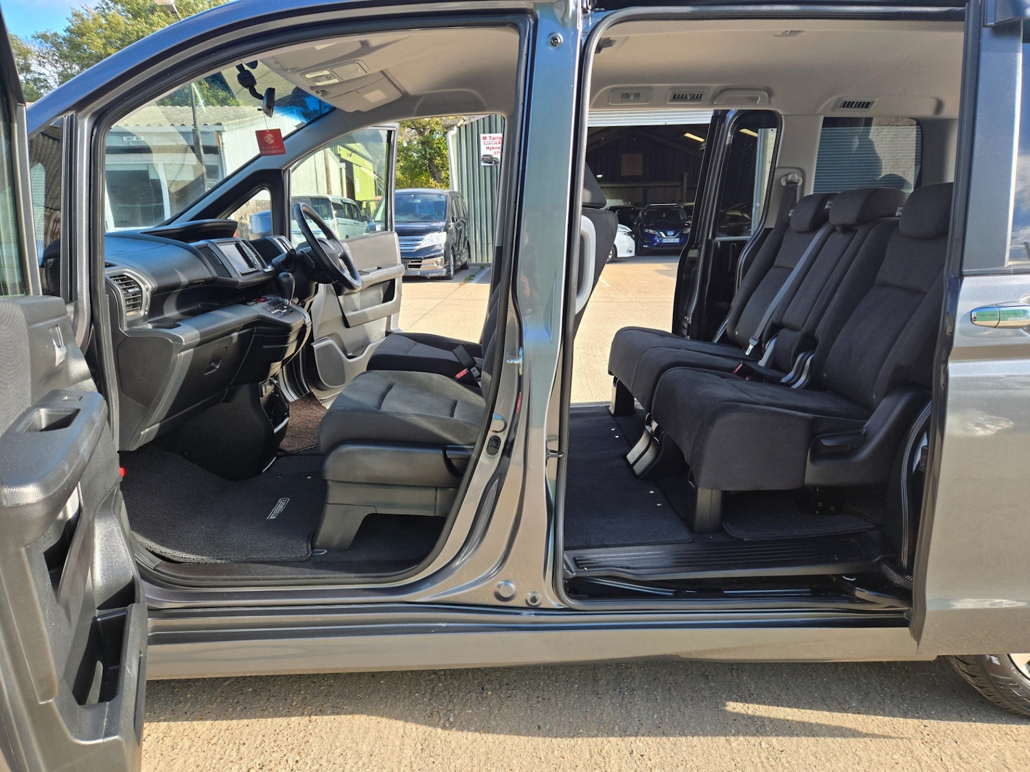 Used Honda Stepwagon 2012 for sale - 76385164: Photo 14