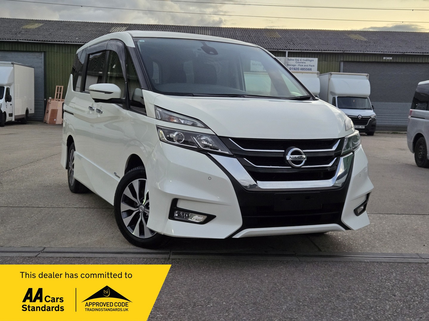 Used Nissan Serena 2017 for sale - 76565965: Photo 2