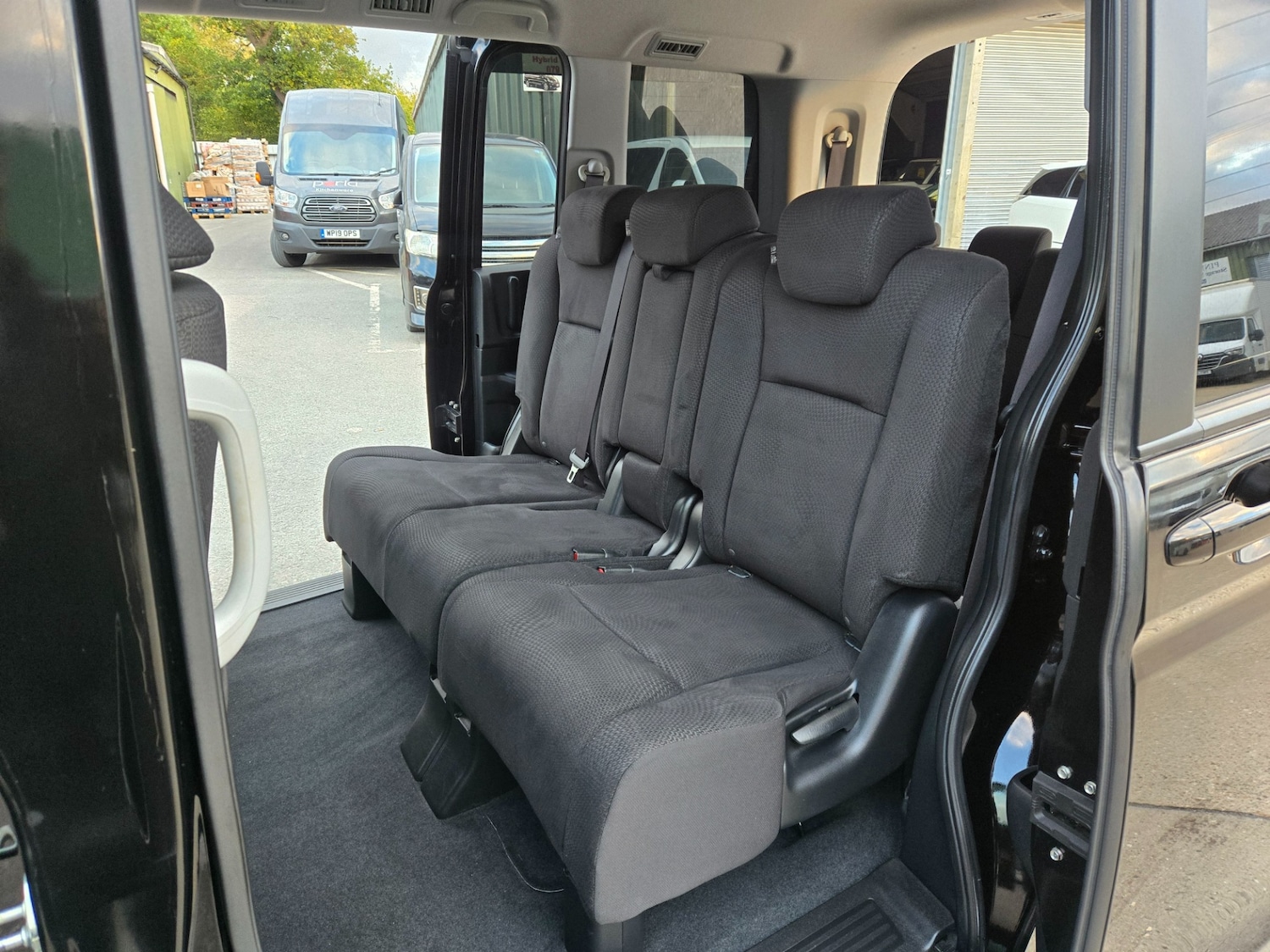 Used Honda Stepwagon 2013 for sale - 76385192: Photo 14