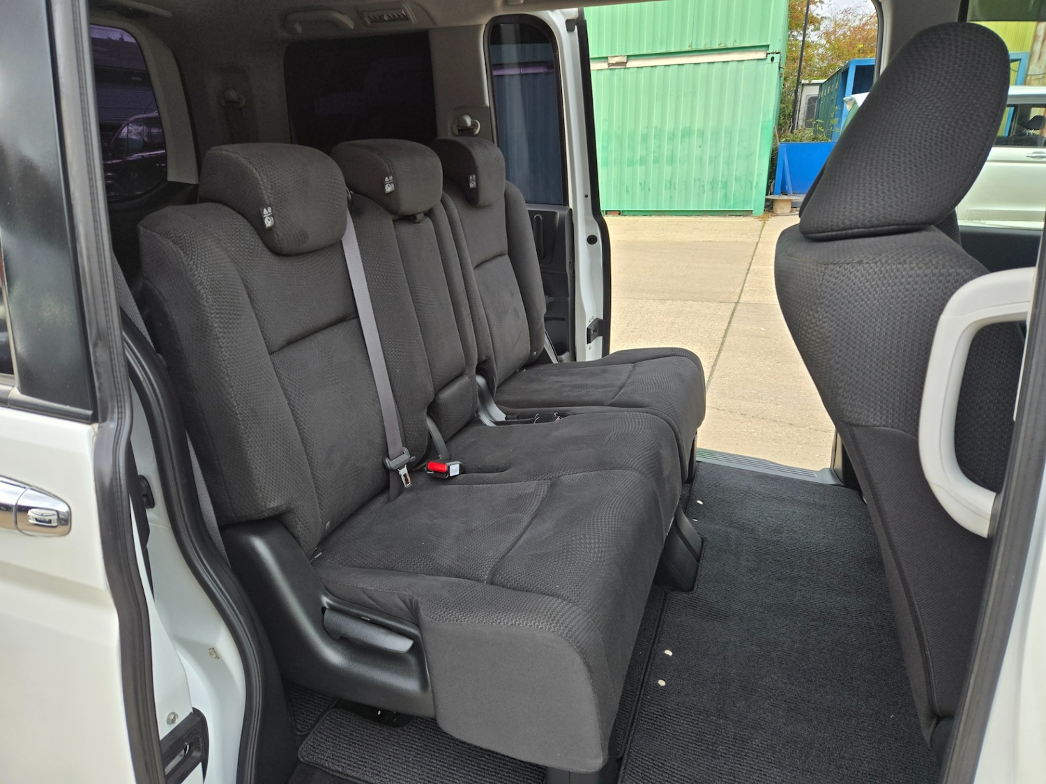 Used Honda Stepwagon 2013 for sale - 76391959: Photo 10