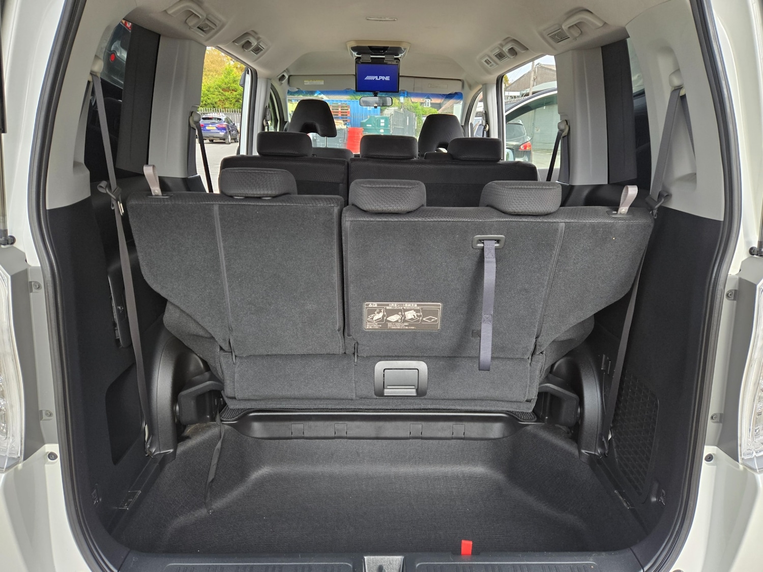 Used Honda Stepwagon 2013 for sale - 76391959: Photo 12