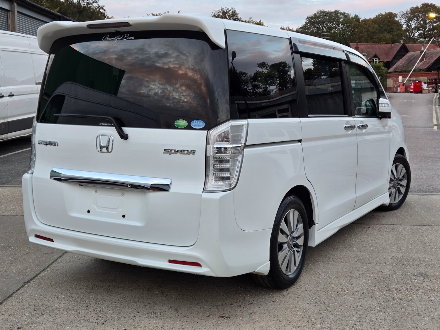 Used Honda Stepwagon 2013 for sale - 76385154: Photo 5