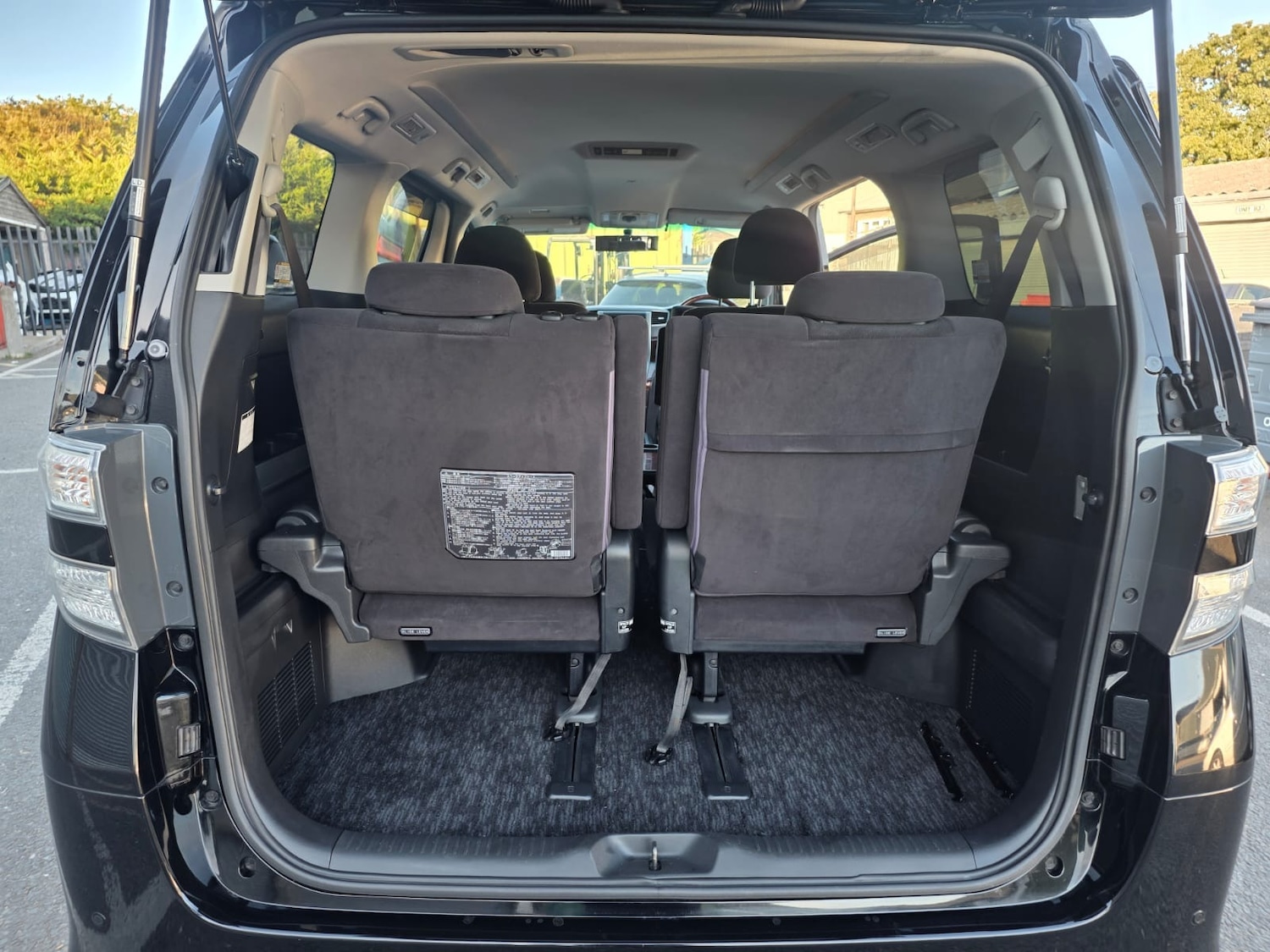 Used Toyota Vellfire 2009 for sale - 76096935: Photo 13