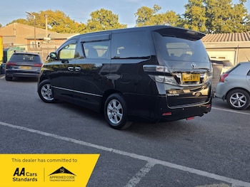 Used Toyota Vellfire 2009 for sale - 76096935: Photo 3