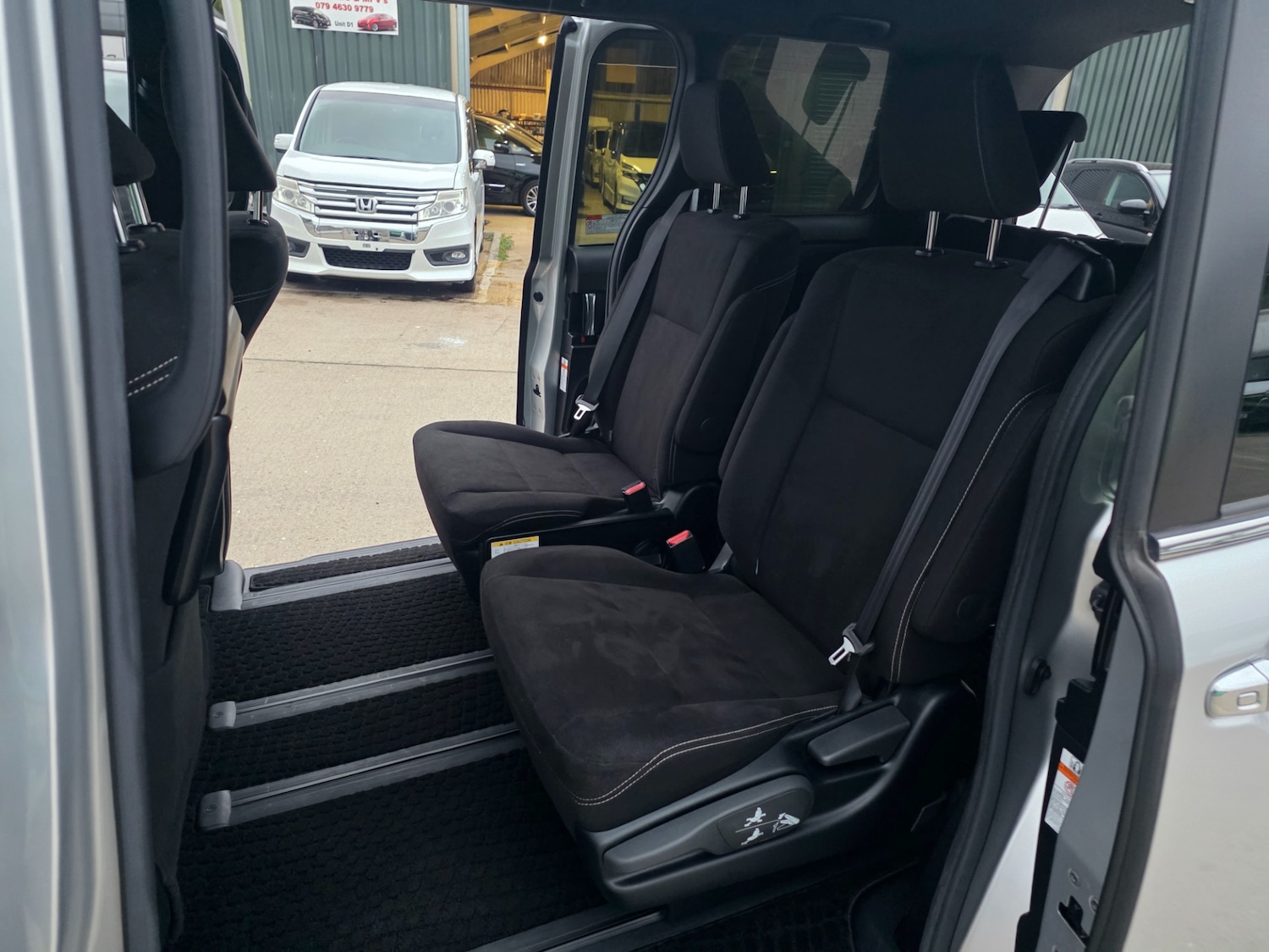 Used Toyota Voxy 2019 for sale - 76383195: Photo 11