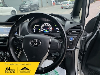 Used Toyota Voxy 2019 for sale - 76383195: Photo