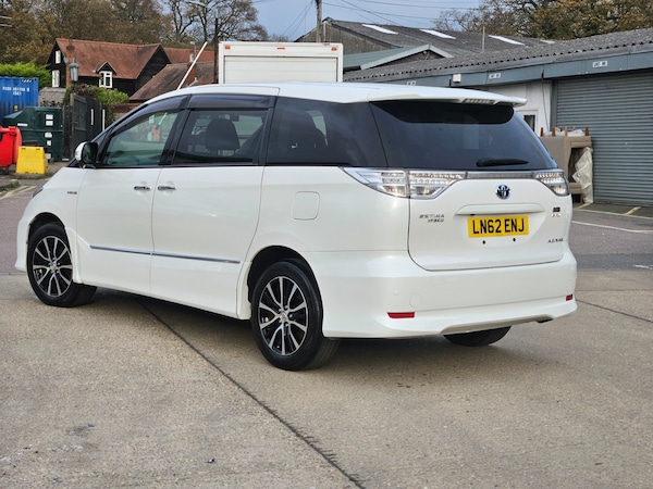 Used Toyota Estima 2012 for sale - 72999212: Photo 5