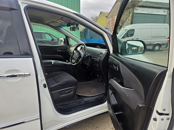 Used Toyota Estima 2012 for sale - 72999212: Photo 8