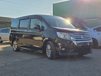 Used Honda Stepwagon 2013 for sale - 78386190: Photo