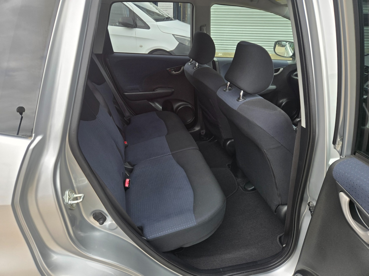 Used Honda Jazz 2010 for sale - 77902624: Photo 12