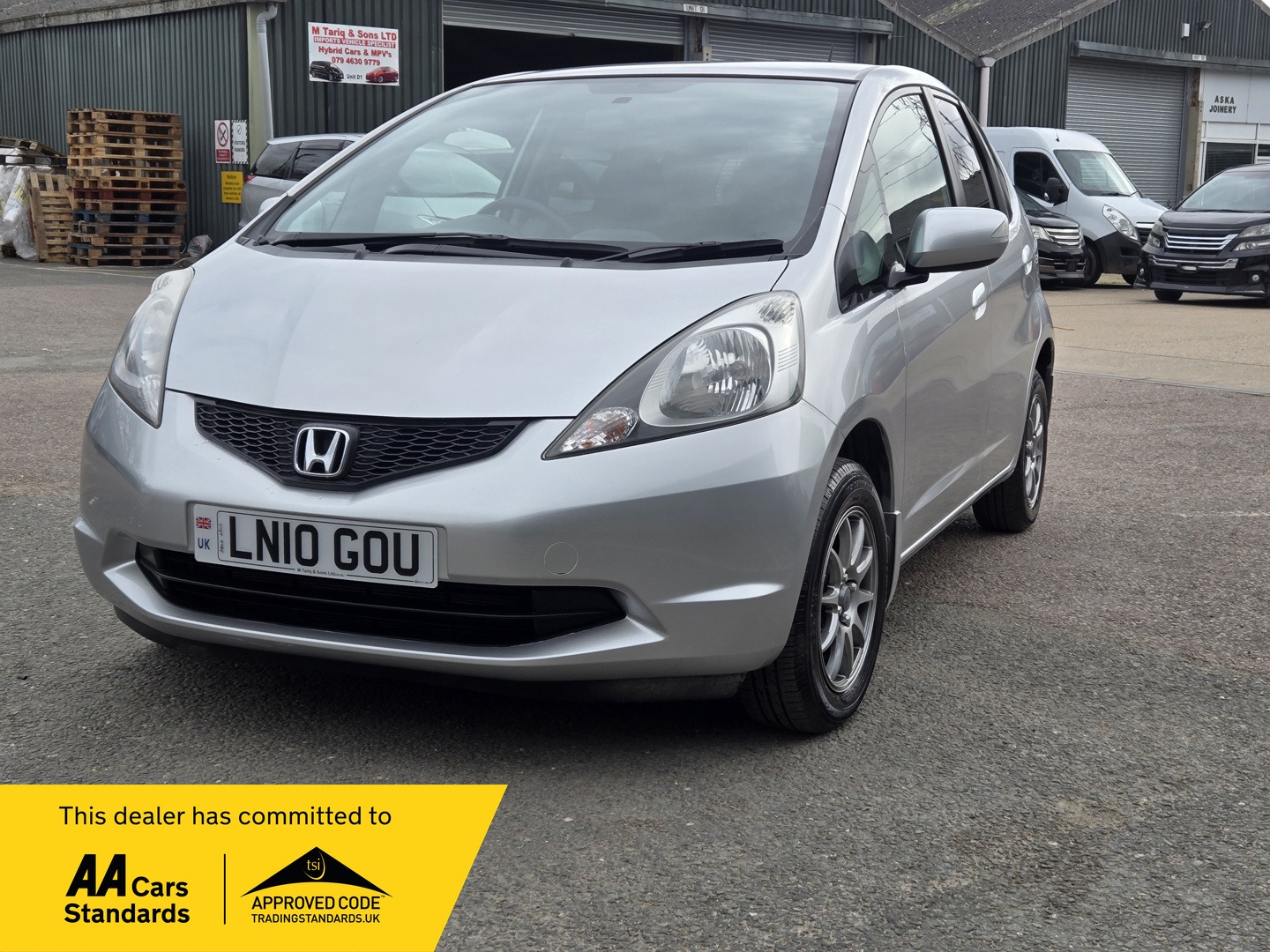 Used Honda Jazz 2010 for sale - 77902624: Photo 3