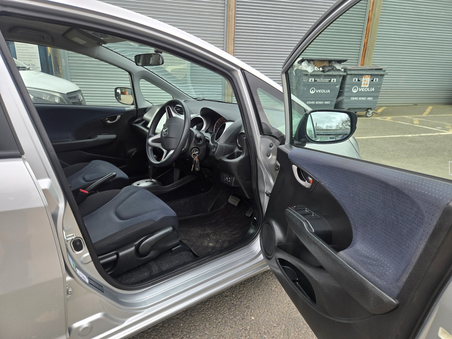 Used Honda Jazz 2010 for sale - 77902624: Photo 8