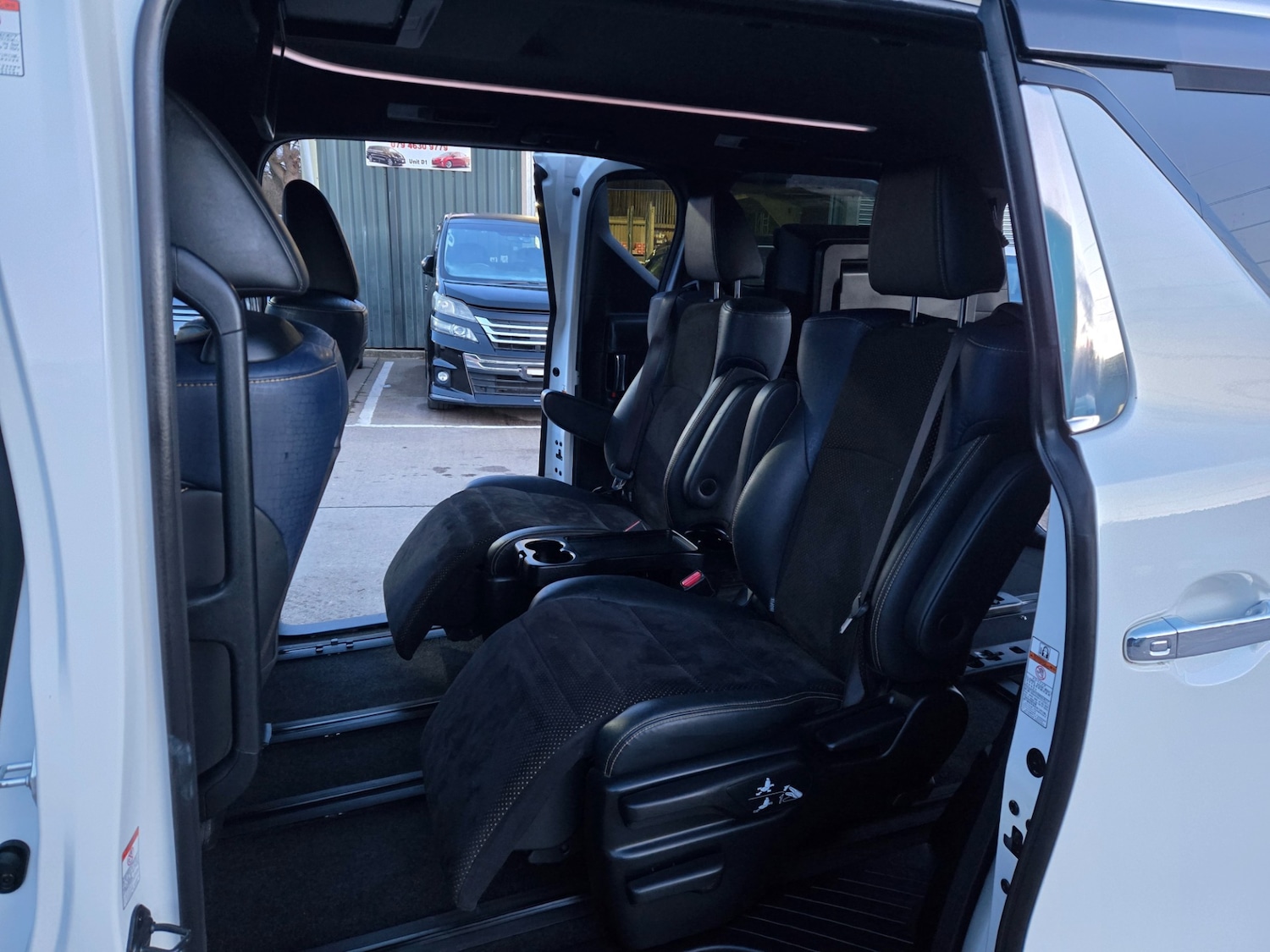 Used Toyota Vellfire 2026 for sale - 77635226: Photo 9