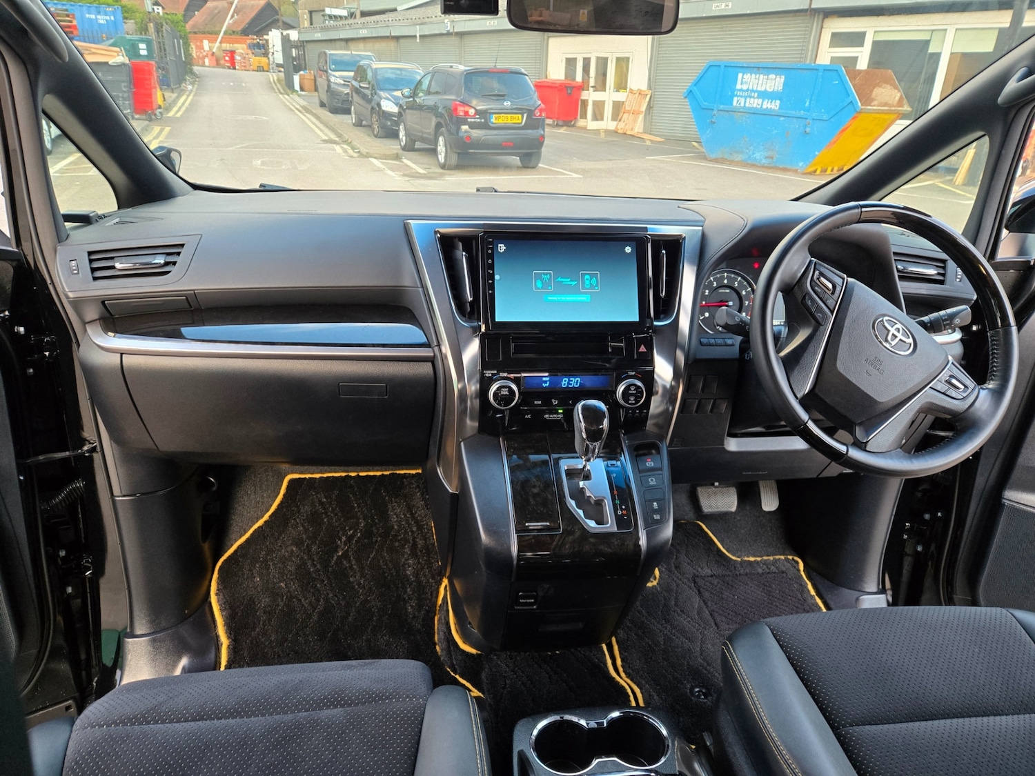 Used Toyota Vellfire 2025 for sale - 76402377: Photo 19