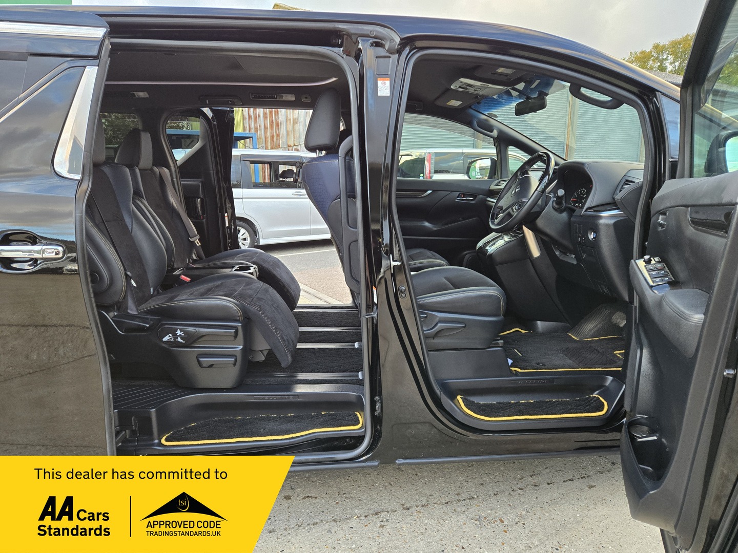 Used Toyota Vellfire 2025 for sale - 76402377: Photo 6