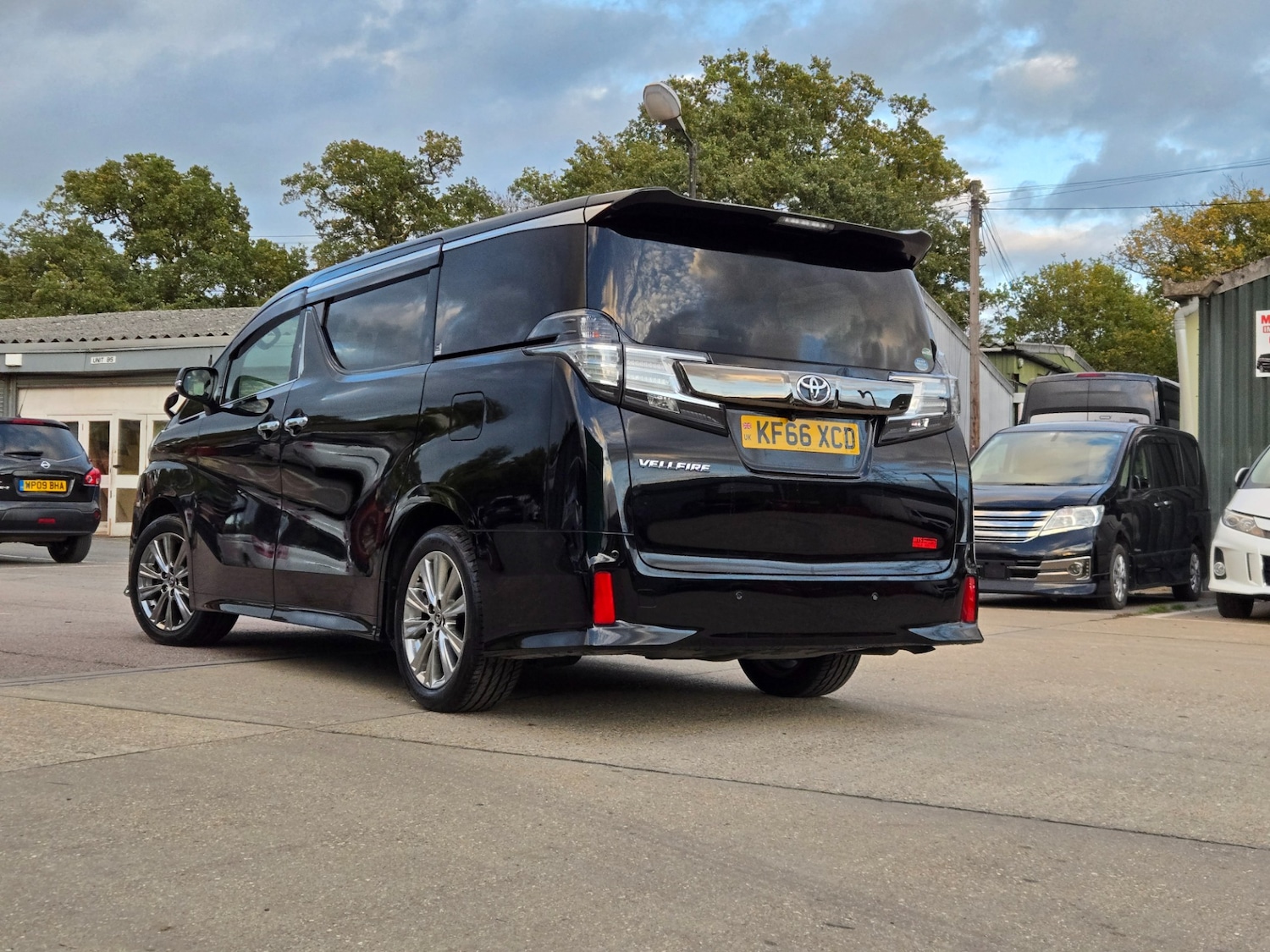 Used Toyota Vellfire 2025 for sale - 76402377: Photo 7