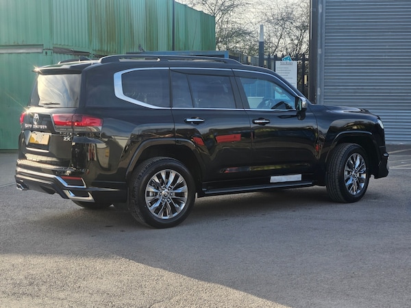 Used Toyota Landcruiser 2024 for sale - 72986943: Photo 7