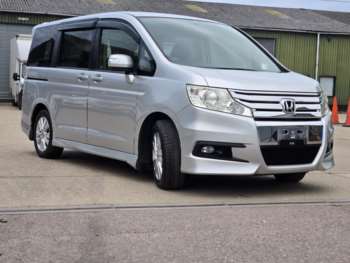 2012 (12) - 8 seater Fresh Import warranted mileage ULEZ compliance 5-Door