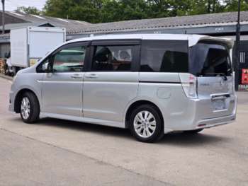 Used Honda Stepwagon 2012 for sale - 74575428: Photo