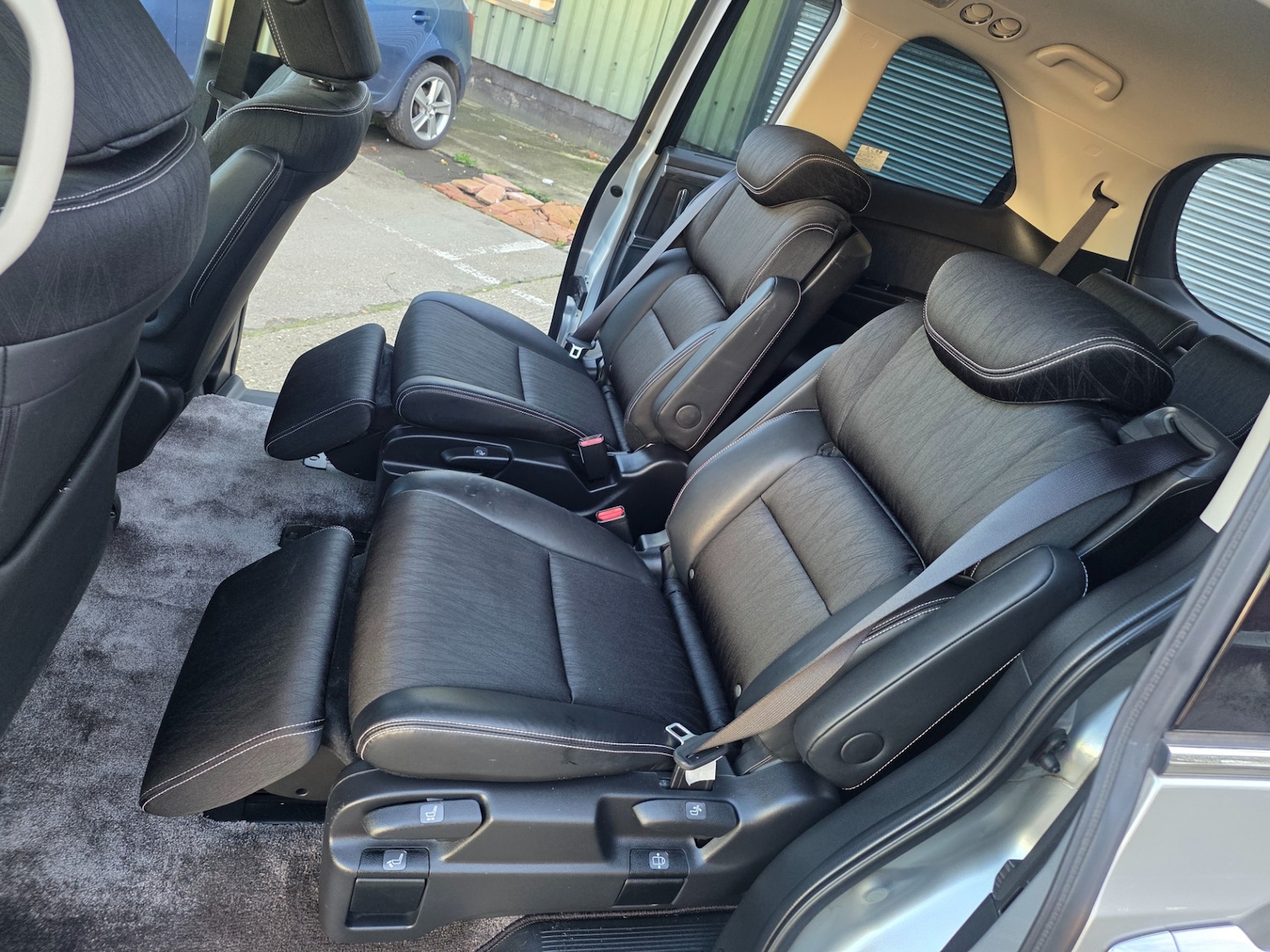 Used Honda Odyssey 2014 for sale - 77675168: Photo 6