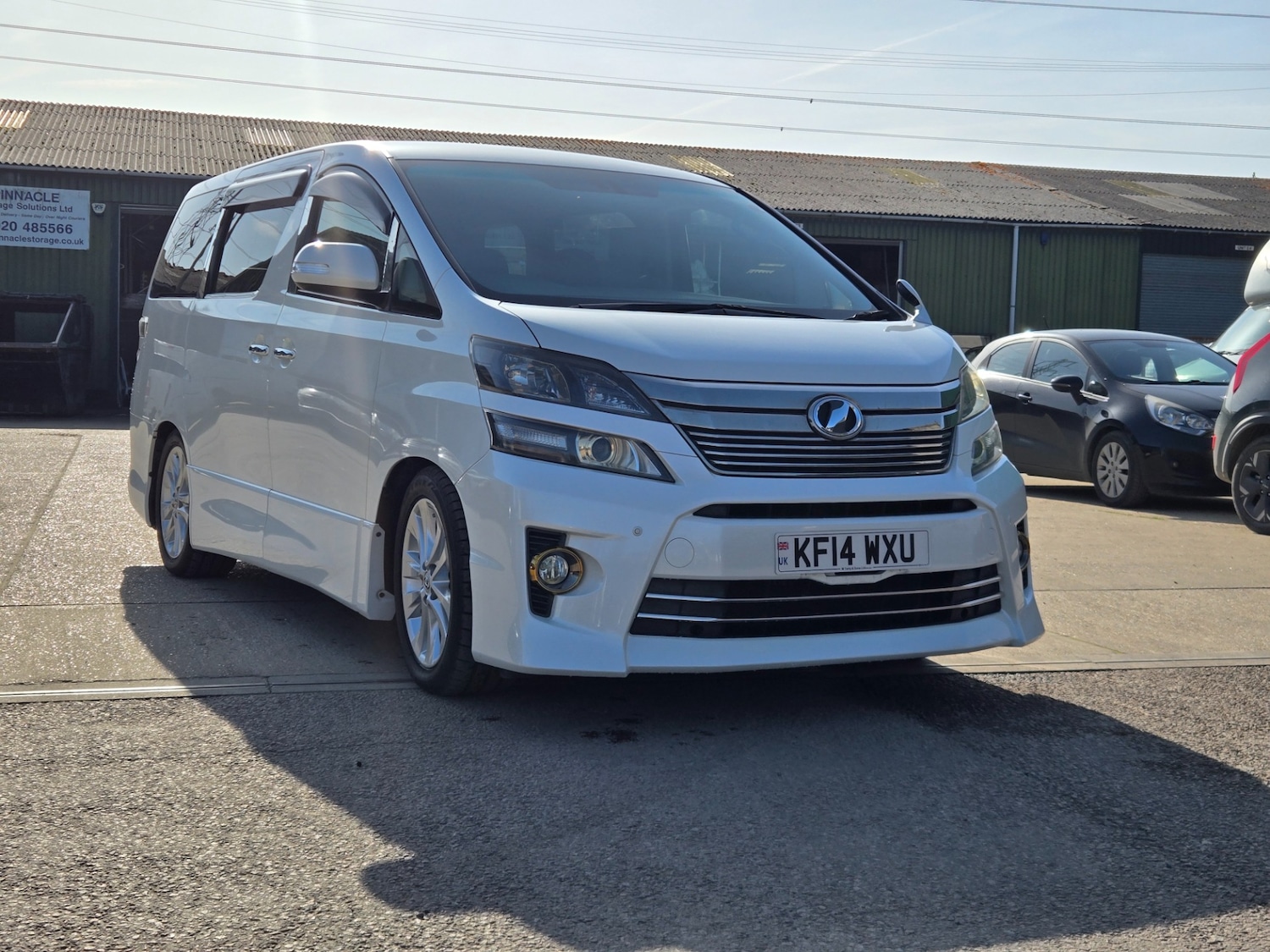 Used Toyota Vellfire 2014 for sale - 77663518: Photo 4