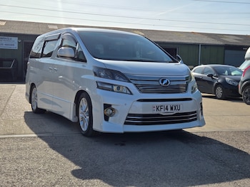 Used Toyota Vellfire 2014 for sale - 77663518: Photo
