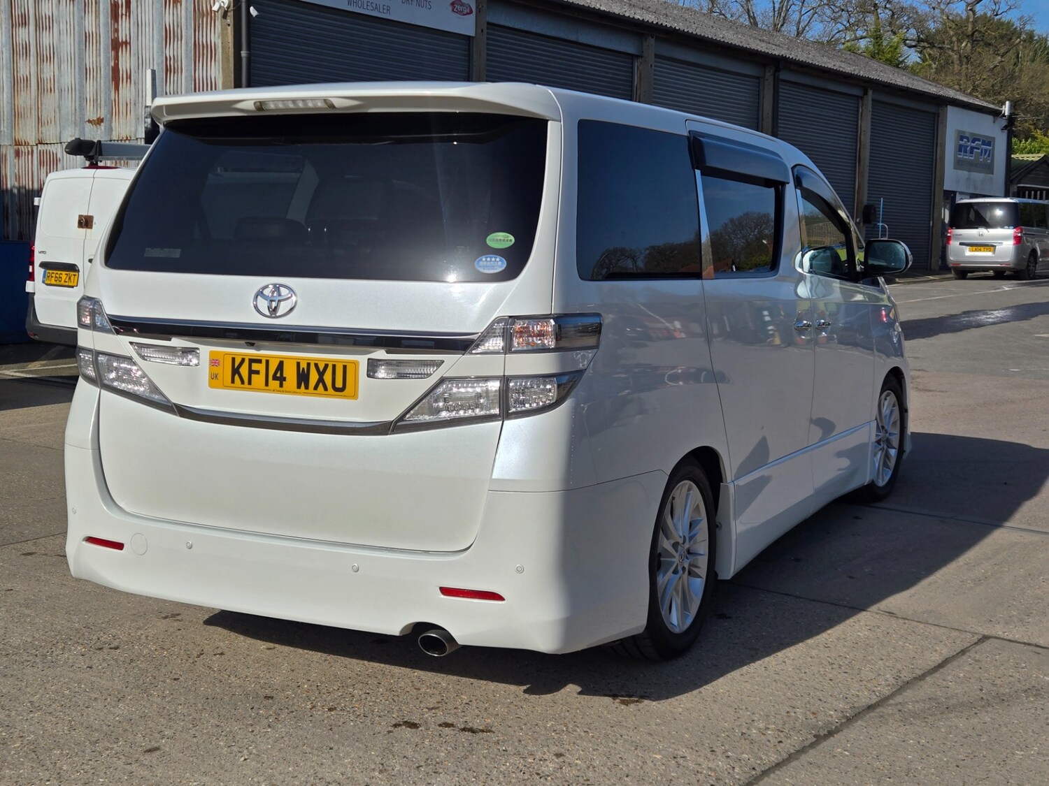 Used Toyota Vellfire 2014 for sale - 77663518: Photo 6