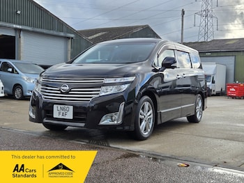 Used Nissan Elgrand 2010 for sale - 76526488: Photo
