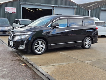 Used Nissan Elgrand 2010 for sale - 76526488: Photo