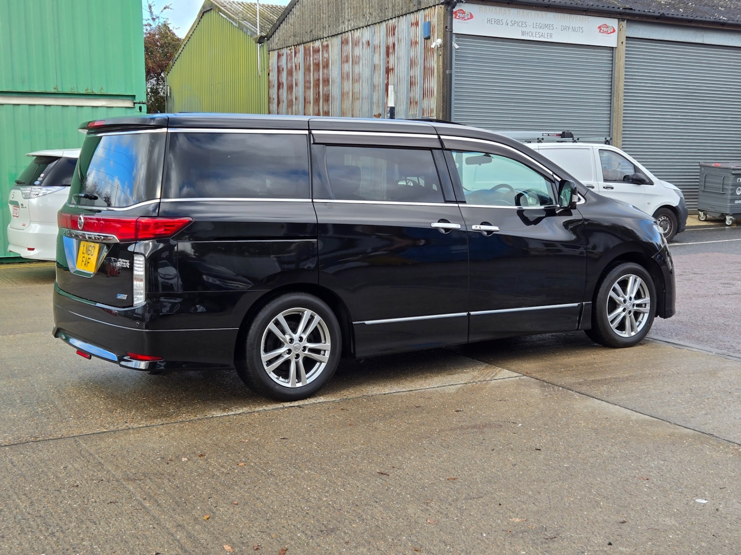 Used Nissan Elgrand 2010 for sale - 76526488: Photo 6