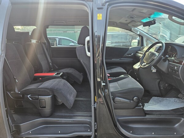 Used Toyota Vellfire 2014 for sale - 75086154: Photo 9