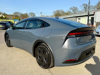 Used Toyota Prius 2023 for sale - 78386989: Photo